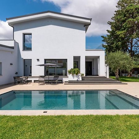 Villa Tina Монделло Экстерьер фото